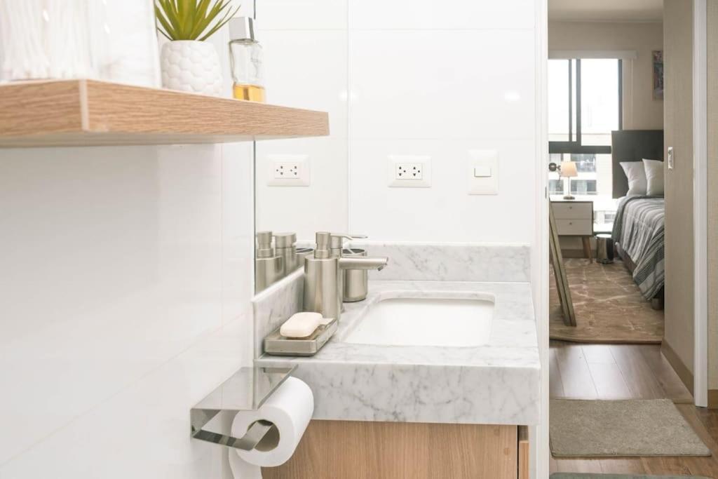 ¡exclusivo! Nuevo Departamento En Jesus Maria. Appartement Lima